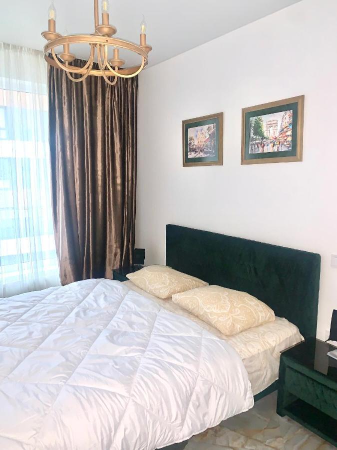 4-Room Jacuzzi Apartment Львов Экстерьер фото